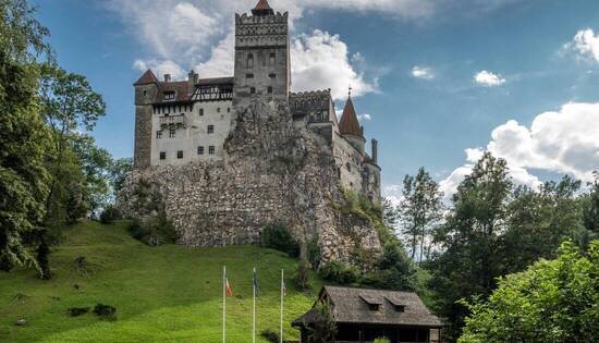 Das vielleicht berühmteste Schloss Rumäniens: Burg Bran - bekannt als Draculas Schloss 