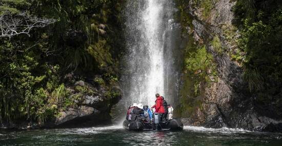 Heritage Expeditions-F.Wardle