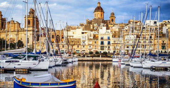 ©fottoo - stock.adobe.com