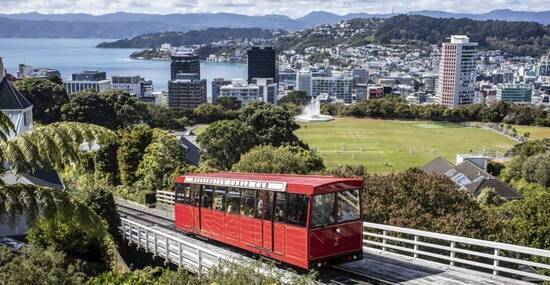 Heritage Expeditions-S.Bradley