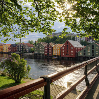 Alte Stadtbrücke Trondheim Sven-Erik Knoff - Visit Norway