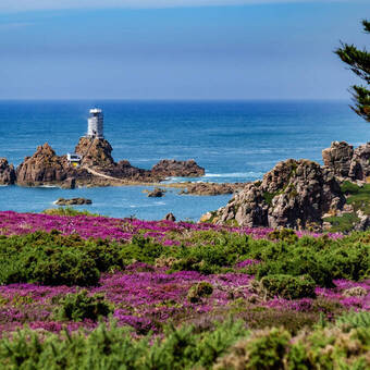 Leuchtturm von La Corbière © Emel - stock.adobe.com