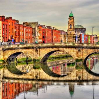 Blick auf Mellows Brücke in Dublin - Irland © Leonid Andronov - Fotolia