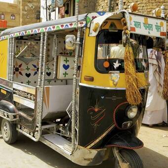 Weitverbreitetes Transportmittel, das Tuk Tuk 