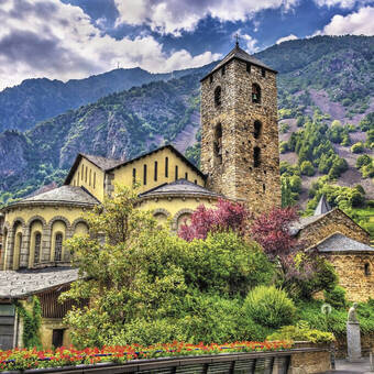 Sant Esteve Kirche in Andorra la Vella, Andorra; Pyrenäen 
