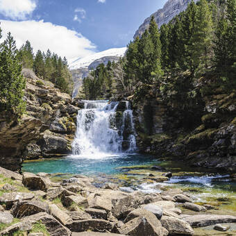 Will Wasserfall in Ordesa Valley 