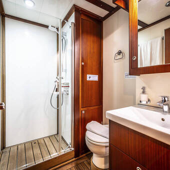 SY CHRONOS Saiing Classics