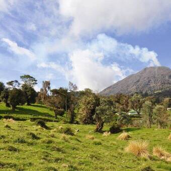 Vulkan Turrialba © piratedub - Fotolia