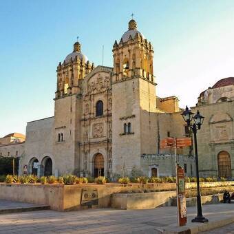 Kirche von Santo Domingo de Guzman in Oaxaca © smoke666 - Fotolia