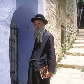 Praktizierender Jude in Jerusalem 