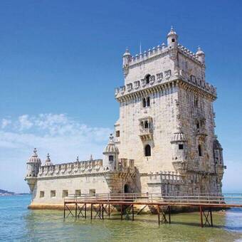 Belem-Turm am Ufer des Tejo in Lissabon © LianeM - Fotolia