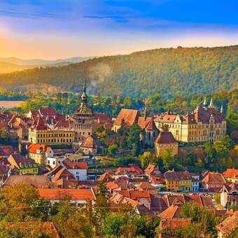 Panoramablick auf Sighisoara in Siebenbürgen © Balate Dorin - stock.adobe.com