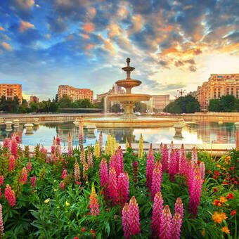 Pia?a Unirii in Bukarest ©twindesigner - stock.adobe.com