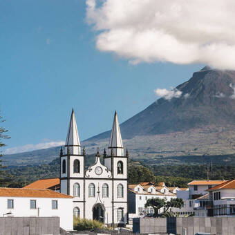 Madalena und der Pico-Vulkan, Azoreninsel Pico 