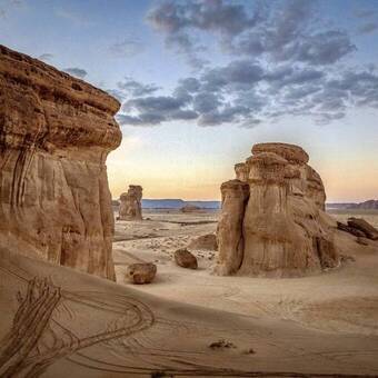 Blick auf die außergewöhnliche Umgebung von AlUla 