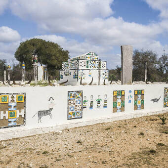 Buntbemaltes Mahafaly-Grab 