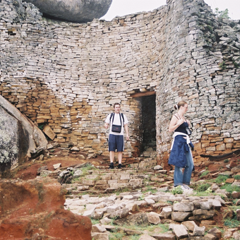 Rundgang in den "Great Zimbabwe Ruins" 
