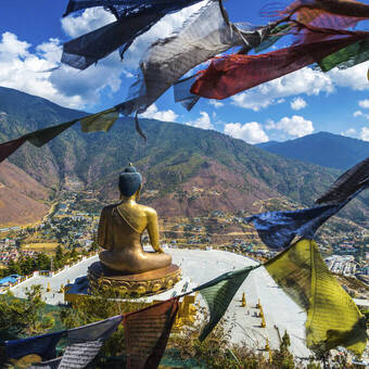 Goldene Buddha-Statue in Bhutan 