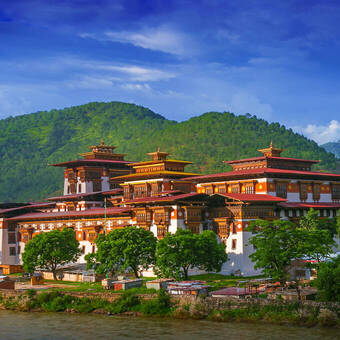 Punakha Dzong Kloster, eines der größten Kloster in Asien, im Königreich Bhutan ©kardd - stock.adobe.com