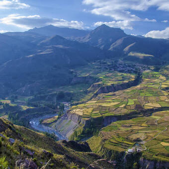Ausblick hinein in den fantastischen Colca Canyon 