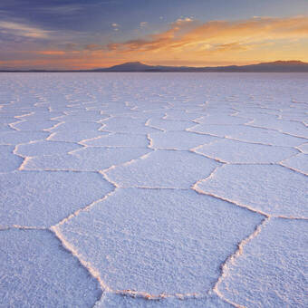 Sonnenuntergang am Salzsee "Salar de Uyuni" 