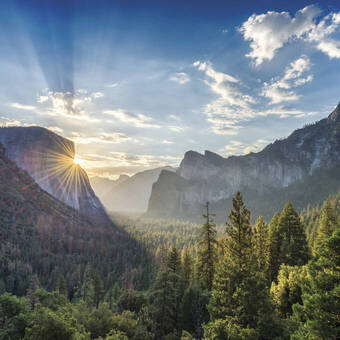 Sonnenuntergang im Yosemite-Tal 