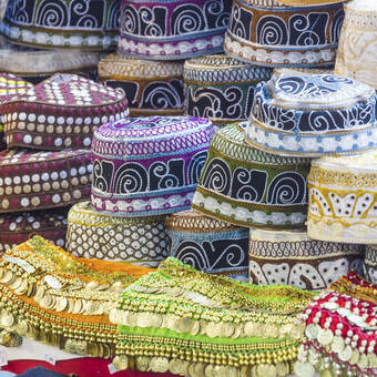 Traditionelle omanische Kappen 
