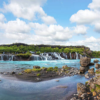 Hraunfossar-Wasserfall in der Husafell-Region  