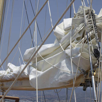 Rhea Deck © Sailing-Classics