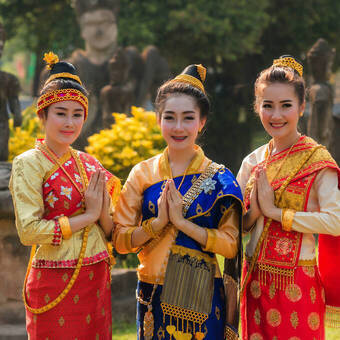 Begegnung in Laos © visoot - stock.adobe.com