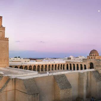 Blick auf die Aghlabiden-Moschee in Kairouan 