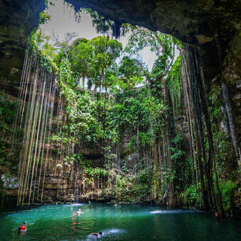 Cenote Ik Kil © Arthur Enselme