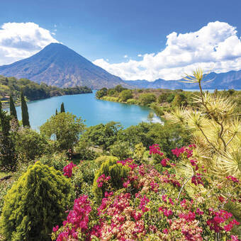 Am Aitilán-See in Guatemala 
