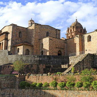 Sonnentempel der Inkas mit der Kirche Santo Domingo 