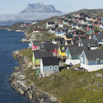 Bunte Häuser von Ilulissat © Getty Images/iStockphoto
