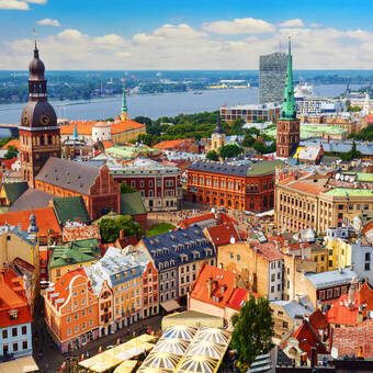 Panoramablick auf die Altstadt von Riga © Nikolay N. Antonov - stock.adobe.com