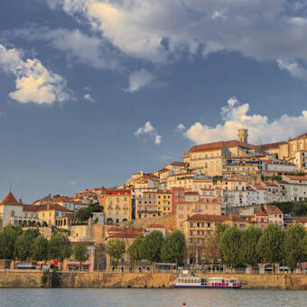 Wunderschönes Coimbra im letzten Abendlicht 