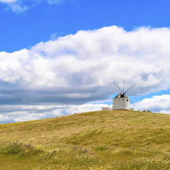 Windmühle im Alentejo, Portugal 