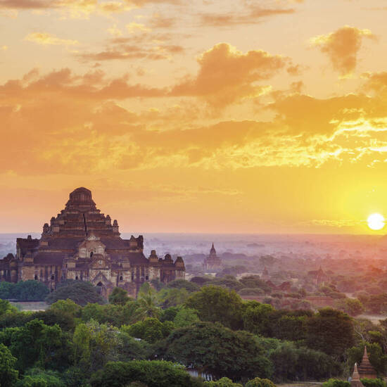 Sonnenuntergang in Bagan 