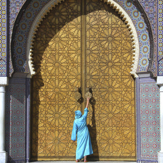 Haupttor des Königspalasts in Fez © Getty Images/iStockphoto