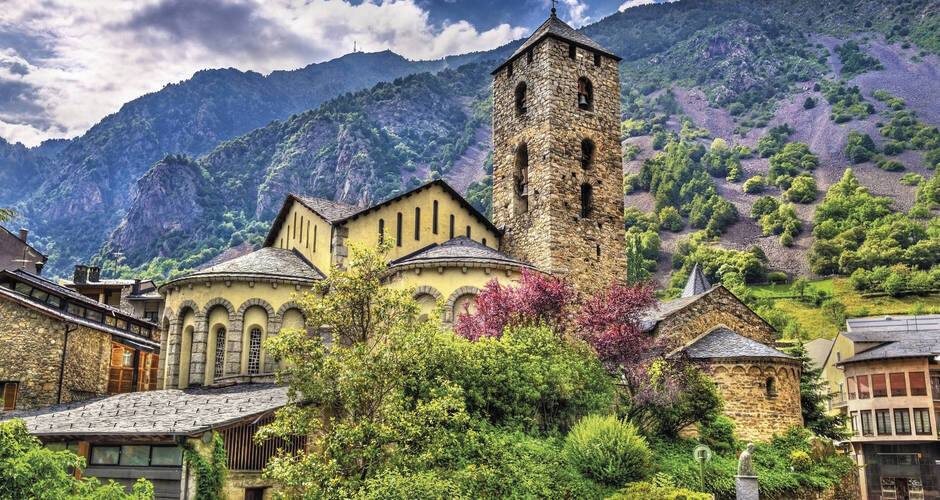 Sant Esteve Kirche in Andorra la Vella, Andorra; Pyrenäen 
