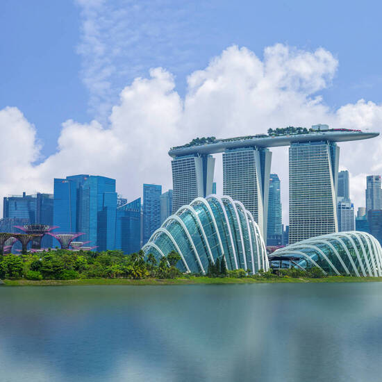 Skyline von Singapur an der Marina Bay © Richie Chan - stock.adobe.com
