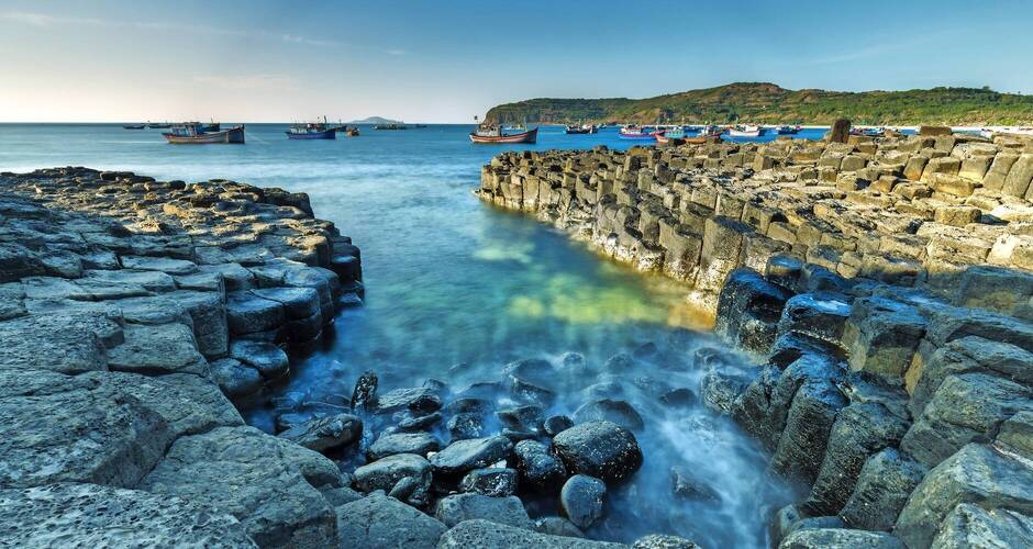 Die Basaltsäulen des Giant's Causeway, Nordirland © huythoai - Fotolia