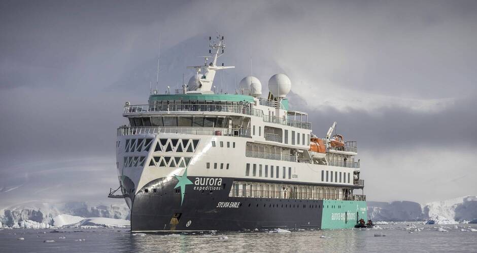  Aurora Expeditions