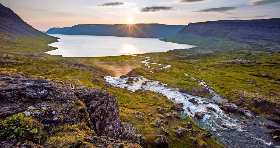 Dynjandi-Wasserfall am Arnarfjördur, Westisland © Maygutyak - Fotolia