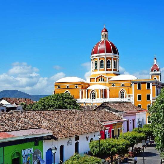 Kathedrale von Granada, Nicaragua © Pixeltheater - stock.adobe.com