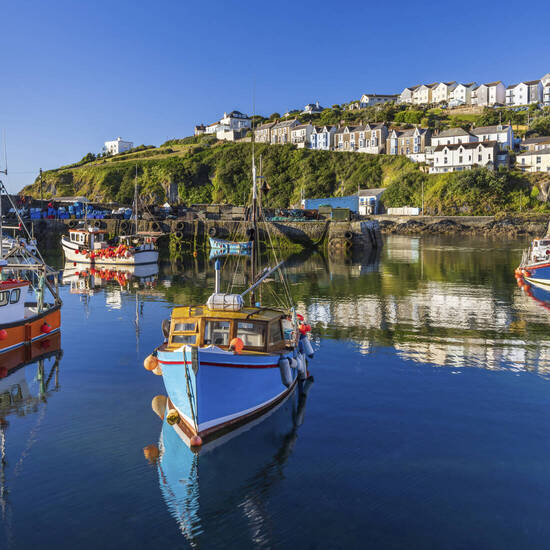 Blick auf das hübsche Mevagissey in Cornwall 